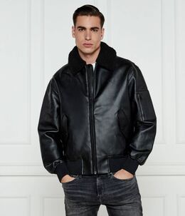 Calvin Klein Jeans: Кожаная куртка 