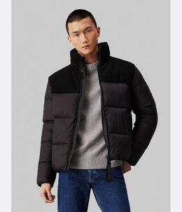 Calvin Klein Jeans: Чёрная куртка 