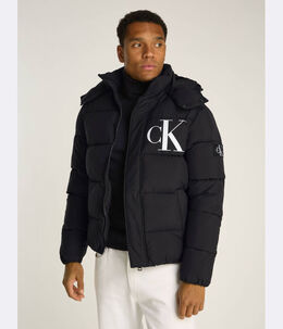 Calvin Klein Jeans: Чёрная куртка 