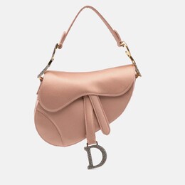 Dior: Розовая сумка 