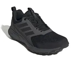 Adidas: Чёрные кроссовки  Terrex