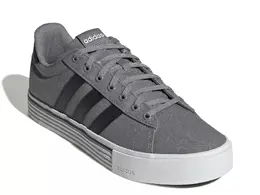 Adidas: Чёрные кроссовки  Daily