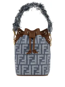 FENDI: Голубая сумка  Mon Tresor