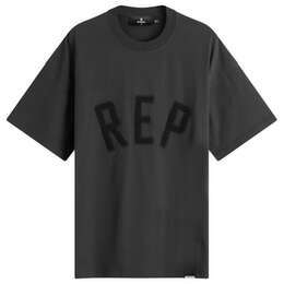 Represent: Чёрная футболка 