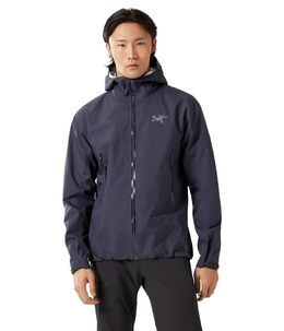 Arc'teryx: Чёрная куртка 