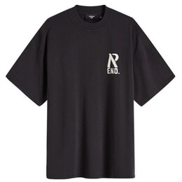 Represent: Чёрная футболка 