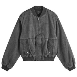 Represent: Чёрная куртка 
