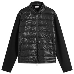 Moncler: Чёрная куртка 