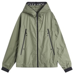 Moncler: Зелёная куртка 