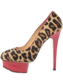 Charlotte Olympia: Светлые туфли 