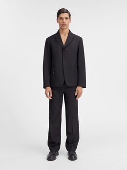 Jacquemus: Чёрные пиджаки 