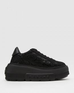 Casadei: Чёрные кроссовки 