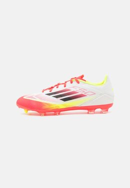 adidas Performance: Белые кеды 