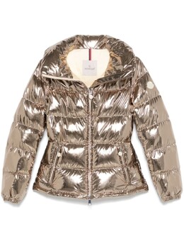 Moncler: Золотой пуховик 