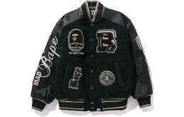 A BATHING APE: Зелёная куртка 