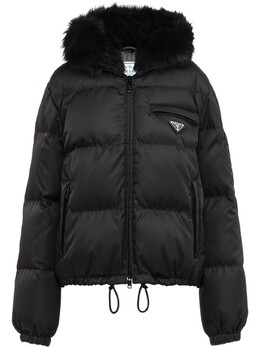 Prada: Чёрный пуховик 