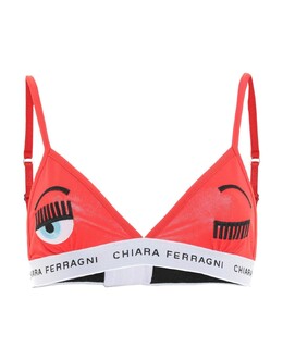 Chiara Ferragni: Красный бюстгальтер 