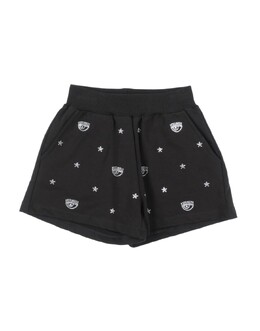 Chiara Ferragni: Чёрные шорты 