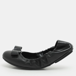 Salvatore Ferragamo: Чёрные балетки  Vara Bow