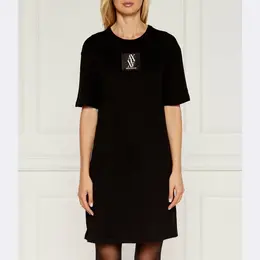 Armani Exchange: Чёрное платье 