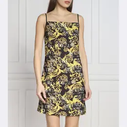 Versace: Чёрное платье 