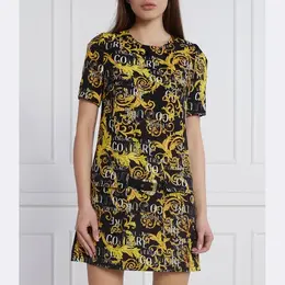 Versace: Чёрное платье 
