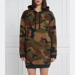 Moschino: Чёрное платье 