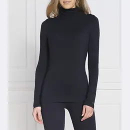 Tommy Hilfiger: Обтягивающий свитер 