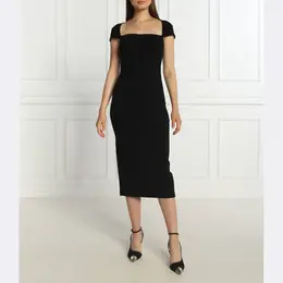 Pinko: Чёрное платье 