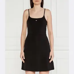 Tommy Hilfiger: Чёрное платье 