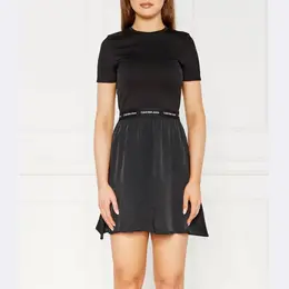 Calvin Klein: Чёрное платье 