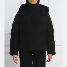 Calvin Klein: Чёрная куртка 