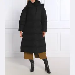Trussardi: Чёрное пальто 