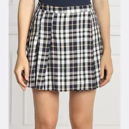Tommy Hilfiger: Белая юбка 