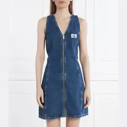 Calvin Klein: Джинсовое платье 