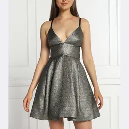 Pinko: Серебристое платье 