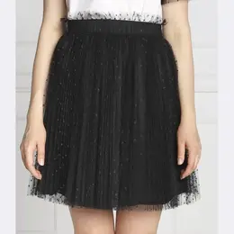 Red Valentino: Чёрная юбка 