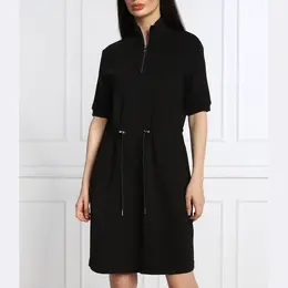 Karl Lagerfeld: Чёрное платье 