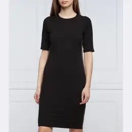 DKNY: Чёрное платье 