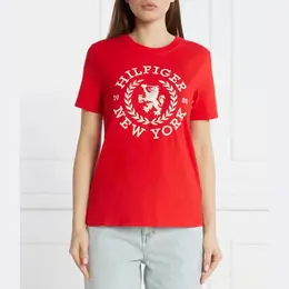 Tommy Hilfiger: Красная футболка 