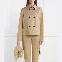 Marc Cain: Коричневая куртка 