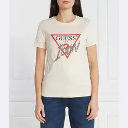 GUESS: Бежевая футболка 