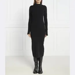 Patrizia Pepe: Чёрное платье 