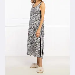 DKNY: Прямое неглиже 