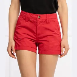 Pepe Jeans London: Красные шорты 