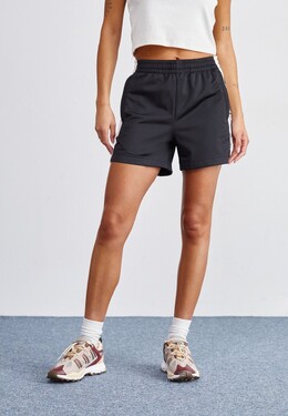 Adidas Originals: Чёрные шорты 