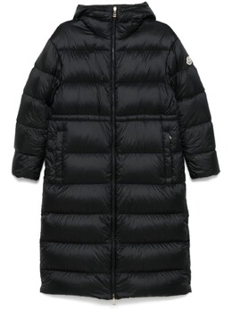 Moncler: Чёрное пальто 