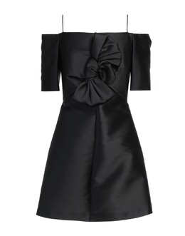 Giorgio Armani: Чёрное платье 