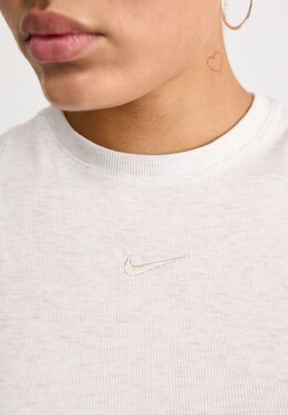 Nike: Белый топ 
