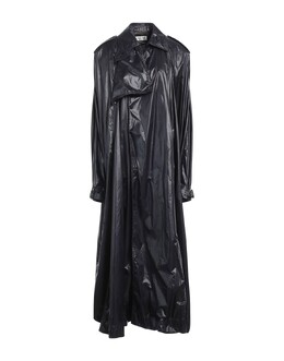 Saint Laurent: Чёрный плащ 